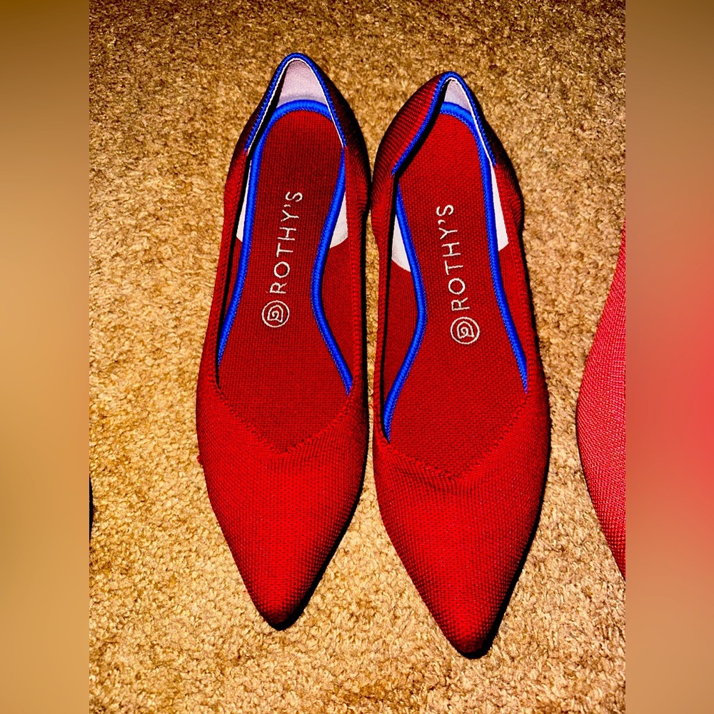 Rothy’s the point flats in red